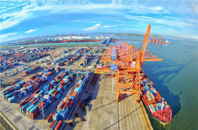 中交广州航道局湛江港30万吨级航道扩建工程